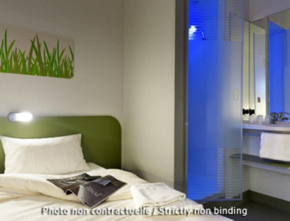 Ibis Budget Paris Porte De Bercy Hotel Charenton-le-Pont Exterior foto