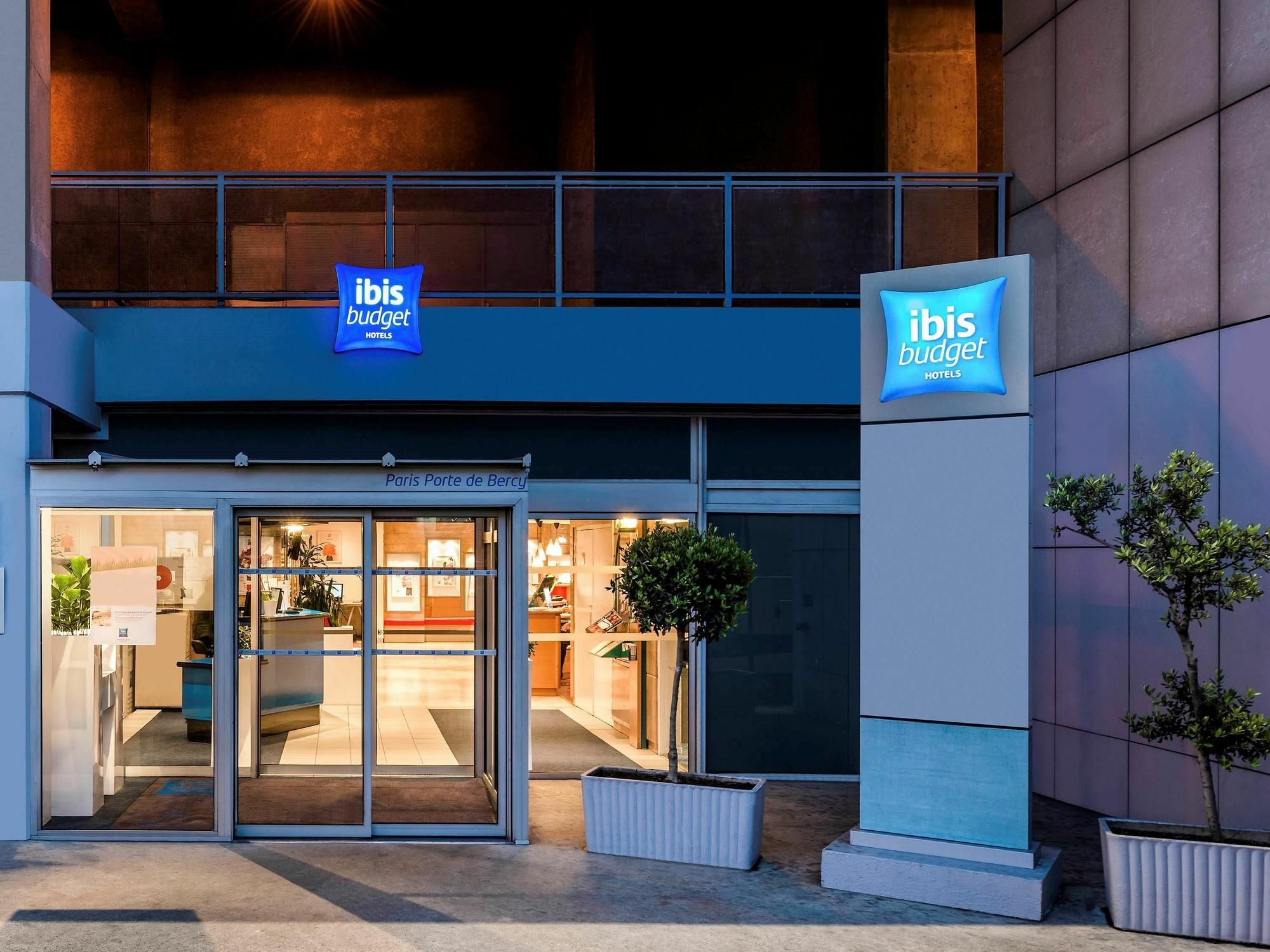 Ibis Budget Paris Porte De Bercy Hotel Charenton-le-Pont Exterior foto